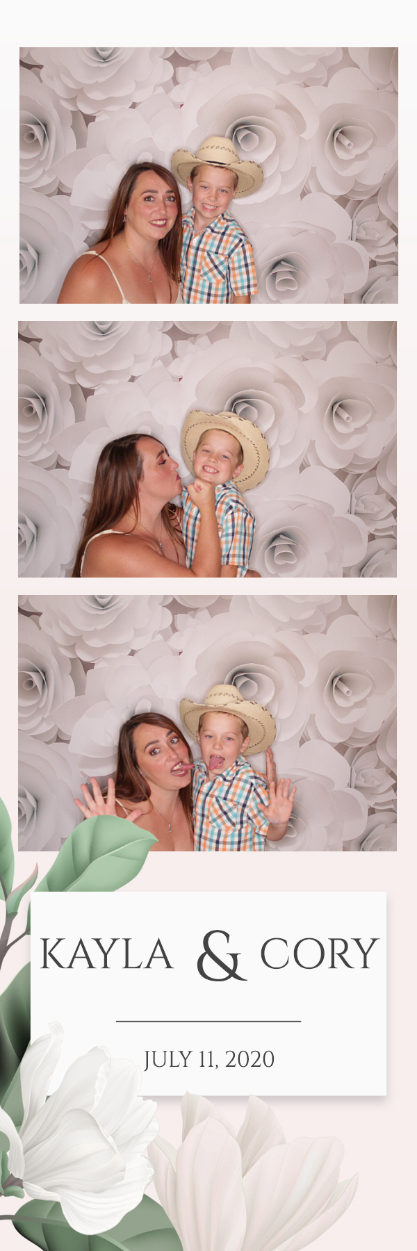 Kayla and Cory Wedding | View more photos from the event at gallery.photoboothbillings.com/u/PhotoBoothBillings/Kayla-and-Cory-Wedding
